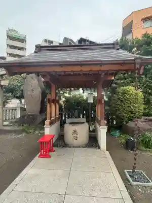 鶴見神社の{uncategorized: "未分類", other: "その他", undefined: "問題あり", building: "その他建物", grave: "お墓", sacred_gate: "鳥居", guardian: "狛犬", statue: "像", buddha: "仏像", history: "歴史", nature: "自然", garden: "庭園", animal: "動物", pagoda: "塔", temizu: "手水舎", mountain_gate: "山門・神門", sanctuary: "本殿・本堂", subordinate: "末社・摂社", art: "芸術", scenery: "景色", jizo: "地蔵", ema: "絵馬", goshuin: "御朱印", omikuji: "おみくじ", items: "授与品その他", amulet: "お守り", goshuincho: "御朱印帳", eats: "食事", festival: "お祭り", votive_dance: "神楽", shichigosan: "七五三参", wedding: "結婚式", experience: "体験その他", initially: "初詣", around: "周辺", anti_infection: "感染症対策"}