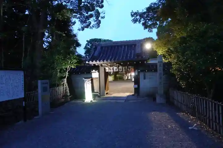 水無瀬神宮の山門・神門