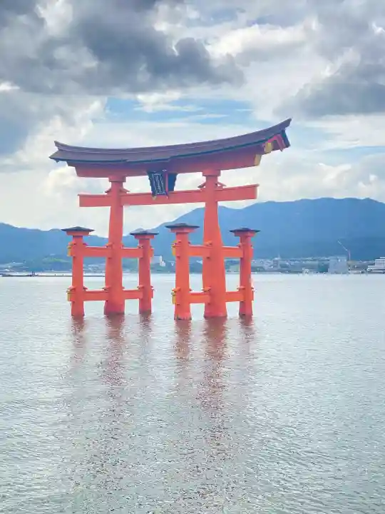 厳島神社(広島県)