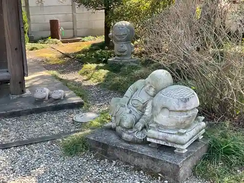 龍泉寺の像