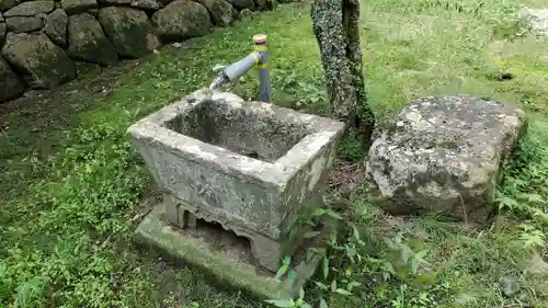 天神社の手水舎