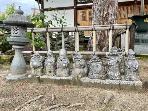 大法寺の像