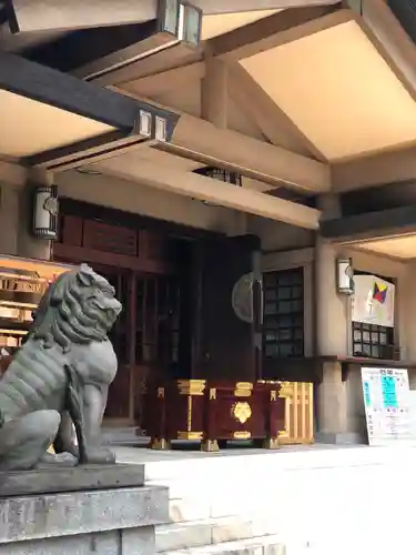 東郷神社の狛犬