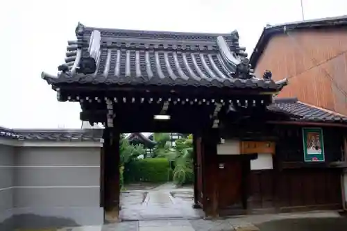 称名寺の山門・神門