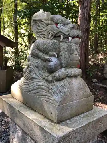 元伊勢籠神社の狛犬