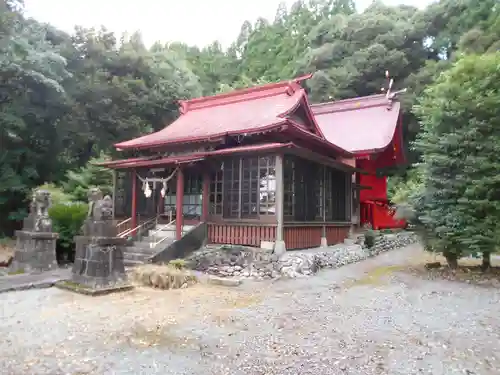 早川厳島神社の本殿