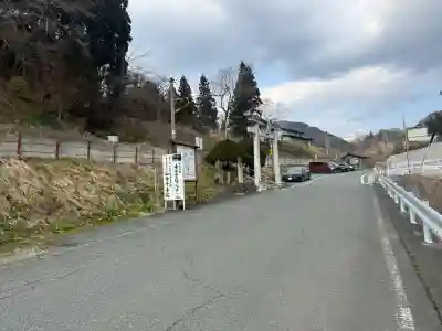 山寺千手院の{uncategorized: "未分類", other: "その他", undefined: "問題あり", building: "その他建物", grave: "お墓", sacred_gate: "鳥居", guardian: "狛犬", statue: "像", buddha: "仏像", history: "歴史", nature: "自然", garden: "庭園", animal: "動物", pagoda: "塔", temizu: "手水舎", mountain_gate: "山門・神門", sanctuary: "本殿・本堂", subordinate: "末社・摂社", art: "芸術", scenery: "景色", jizo: "地蔵", ema: "絵馬", goshuin: "御朱印", omikuji: "おみくじ", items: "授与品その他", amulet: "お守り", goshuincho: "御朱印帳", eats: "食事", festival: "お祭り", votive_dance: "神楽", shichigosan: "七五三参", wedding: "結婚式", experience: "体験その他", initially: "初詣", around: "周辺", anti_infection: "感染症対策"}
