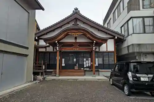 玉性院の本殿・本堂