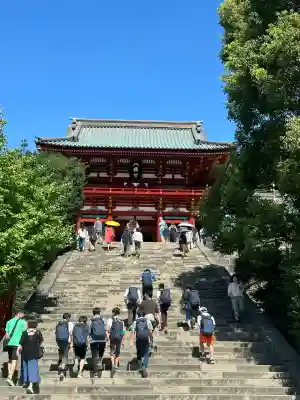 鶴岡八幡宮の本殿・本堂