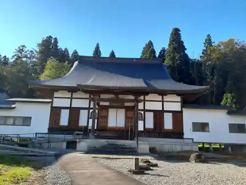 桂嶽寺の本殿