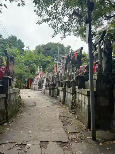 伏見稲荷大社二ノ峰（中之社神蹟・青木大神）(京都府)