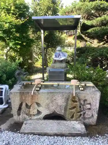 善光寺東海別院（祖父江善光寺）の手水舎