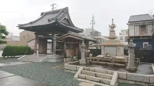 妙慶寺の山門・神門