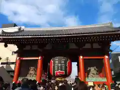 浅草寺の山門