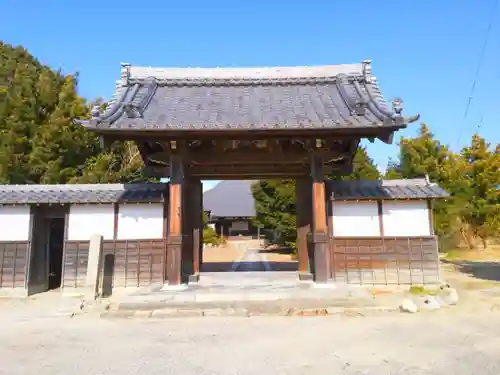 龍雲寺の山門