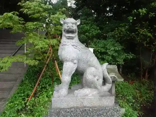 白旗神社の狛犬