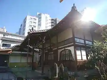 伝明寺の本殿・本堂