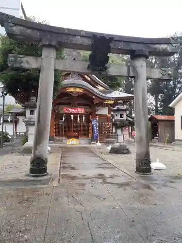 歌懸稲荷神社の鳥居