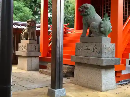 飛鳥田神社の狛犬