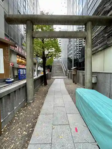 宮益御嶽神社の鳥居