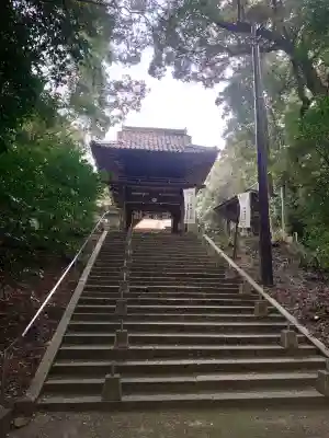 吉部田八幡宮の{uncategorized: "未分類", other: "その他", undefined: "問題あり", building: "その他建物", grave: "お墓", sacred_gate: "鳥居", guardian: "狛犬", statue: "像", buddha: "仏像", history: "歴史", nature: "自然", garden: "庭園", animal: "動物", pagoda: "塔", temizu: "手水舎", mountain_gate: "山門・神門", sanctuary: "本殿・本堂", subordinate: "末社・摂社", art: "芸術", scenery: "景色", jizo: "地蔵", ema: "絵馬", goshuin: "御朱印", omikuji: "おみくじ", items: "授与品その他", amulet: "お守り", goshuincho: "御朱印帳", eats: "食事", festival: "お祭り", votive_dance: "神楽", shichigosan: "七五三参", wedding: "結婚式", experience: "体験その他", initially: "初詣", around: "周辺", anti_infection: "感染症対策"}