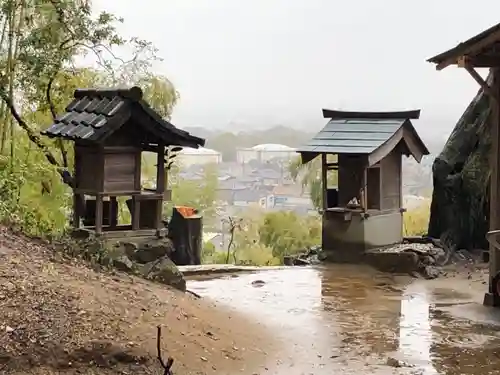 走田神社の末社