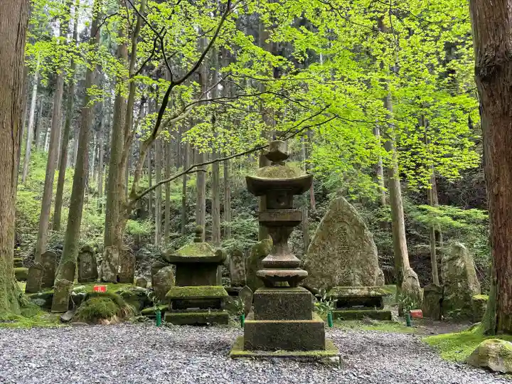 御岩神社のその他建物