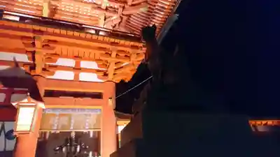 伏見稲荷大社の山門・神門