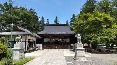 象山神社の本殿