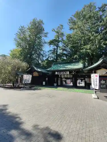 大宮八幡宮の山門