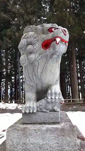 蜂神社の狛犬