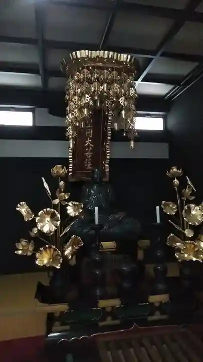 蓮華院誕生寺奥之院の仏像