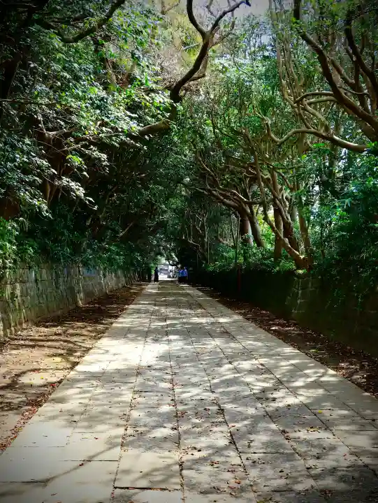酒列磯前神社の{uncategorized: "未分類", other: "その他", undefined: "問題あり", building: "その他建物", grave: "お墓", sacred_gate: "鳥居", guardian: "狛犬", statue: "像", buddha: "仏像", history: "歴史", nature: "自然", garden: "庭園", animal: "動物", pagoda: "塔", temizu: "手水舎", mountain_gate: "山門・神門", sanctuary: "本殿・本堂", subordinate: "末社・摂社", art: "芸術", scenery: "景色", jizo: "地蔵", ema: "絵馬", goshuin: "御朱印", omikuji: "おみくじ", items: "授与品その他", amulet: "お守り", goshuincho: "御朱印帳", eats: "食事", festival: "お祭り", votive_dance: "神楽", shichigosan: "七五三参", wedding: "結婚式", experience: "体験その他", initially: "初詣", around: "周辺", anti_infection: "感染症対策"}