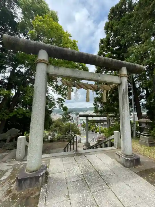 神峰神社の{uncategorized: "未分類", other: "その他", undefined: "問題あり", building: "その他建物", grave: "お墓", sacred_gate: "鳥居", guardian: "狛犬", statue: "像", buddha: "仏像", history: "歴史", nature: "自然", garden: "庭園", animal: "動物", pagoda: "塔", temizu: "手水舎", mountain_gate: "山門・神門", sanctuary: "本殿・本堂", subordinate: "末社・摂社", art: "芸術", scenery: "景色", jizo: "地蔵", ema: "絵馬", goshuin: "御朱印", omikuji: "おみくじ", items: "授与品その他", amulet: "お守り", goshuincho: "御朱印帳", eats: "食事", festival: "お祭り", votive_dance: "神楽", shichigosan: "七五三参", wedding: "結婚式", experience: "体験その他", initially: "初詣", around: "周辺", anti_infection: "感染症対策"}