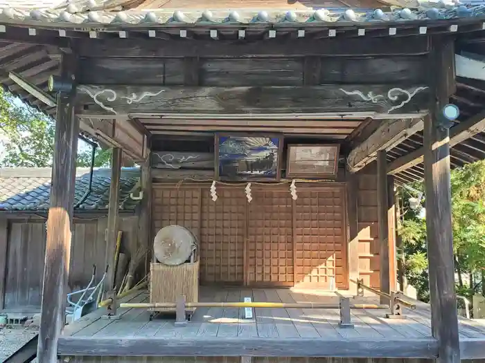 天が岡若宮神社の建物その他