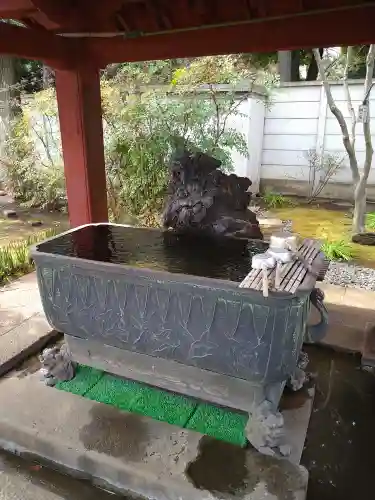 輪王寺両大師堂(寛永寺輪王殿)の手水舎