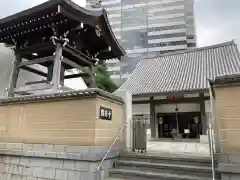 円通寺の本殿