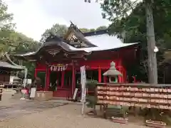 六所神社の本殿