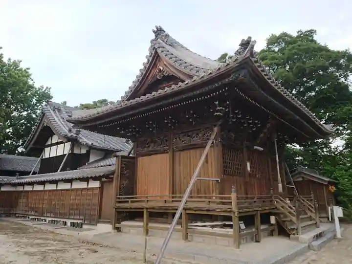 白山神社の本殿・本堂