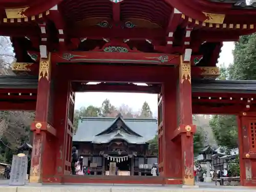 秩父神社の山門