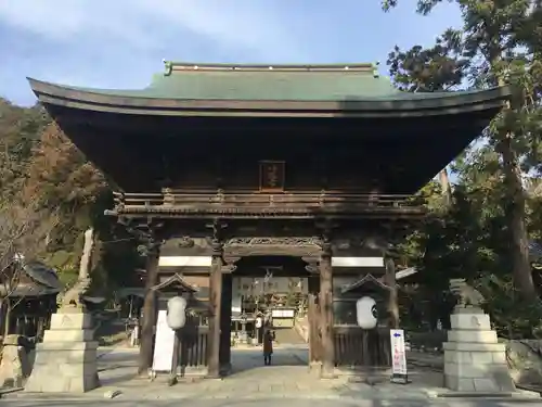 日牟禮八幡宮の山門