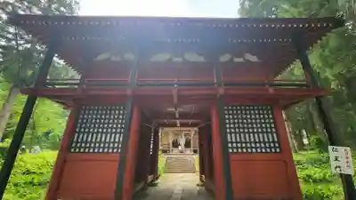 大日寺跡湯殿山神社(山形県)