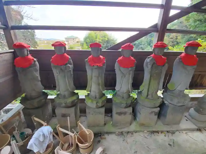 赤城神社 (勧農城跡)の地蔵