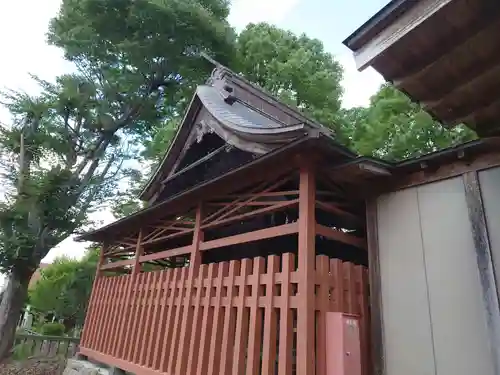 三ツ和氷川神社の本殿