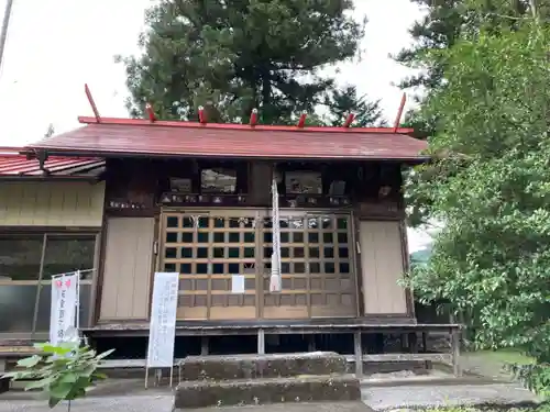 諏訪神社の本殿・本堂