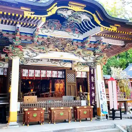 宝登山神社の本殿・本堂