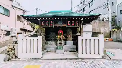 駒込妙義坂子育地蔵尊の本殿・本堂