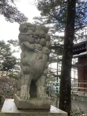 石鎚神社　土小屋遥拝殿の狛犬