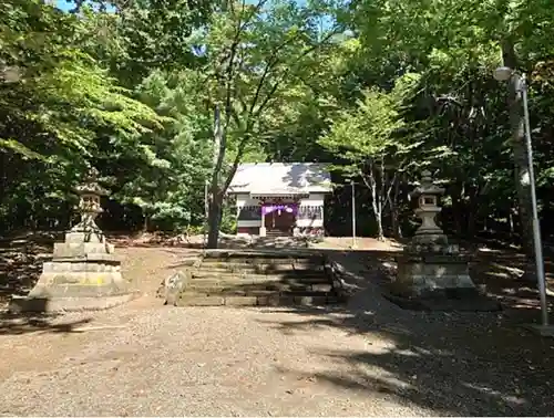 温根湯神社の本殿