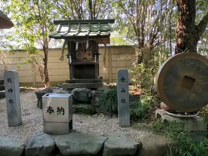 萱津神社の{uncategorized: "未分類", other: "その他", undefined: "問題あり", building: "その他建物", grave: "お墓", sacred_gate: "鳥居", guardian: "狛犬", statue: "像", buddha: "仏像", history: "歴史", nature: "自然", garden: "庭園", animal: "動物", pagoda: "塔", temizu: "手水舎", mountain_gate: "山門・神門", sanctuary: "本殿・本堂", subordinate: "末社・摂社", art: "芸術", scenery: "景色", jizo: "地蔵", ema: "絵馬", goshuin: "御朱印", omikuji: "おみくじ", items: "授与品その他", amulet: "お守り", goshuincho: "御朱印帳", eats: "食事", festival: "お祭り", votive_dance: "神楽", shichigosan: "七五三参", wedding: "結婚式", experience: "体験その他", initially: "初詣", around: "周辺", anti_infection: "感染症対策"}